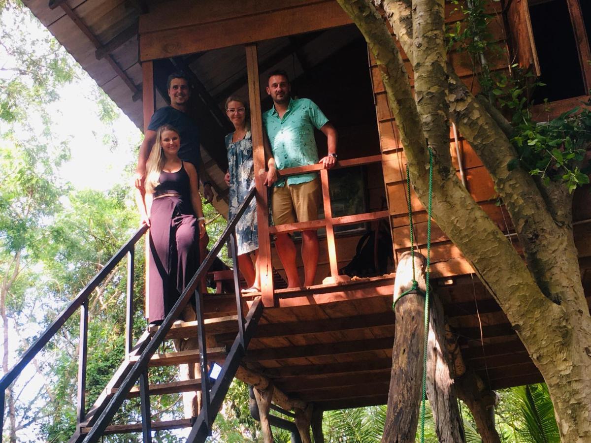 Tree House Hostel Σιγκιρίγια Εξωτερικό φωτογραφία