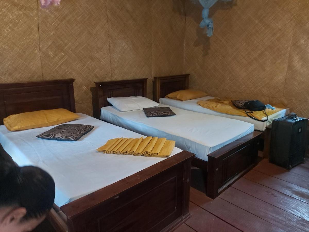 Tree House Hostel Σιγκιρίγια Εξωτερικό φωτογραφία